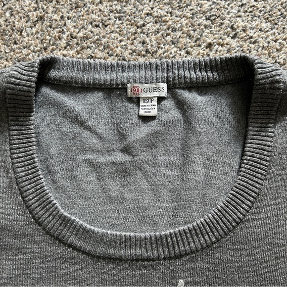 Y2K GUESS Light Grey & Silver Graphic Rhinestone Knit Long Sleeve Top - Picture 6 of 7